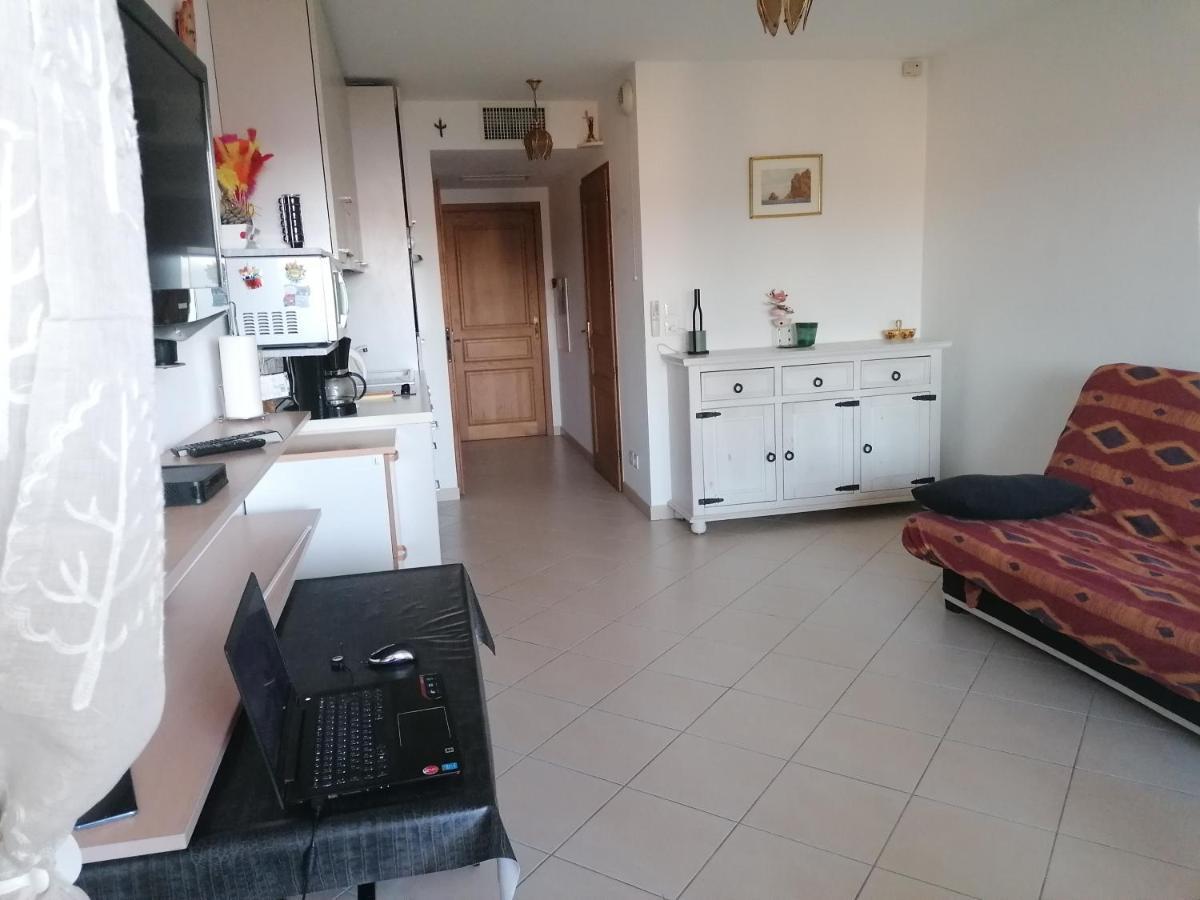 Appartement Residence Les Eucalyptus Л'Іль-Русс Екстер'єр фото